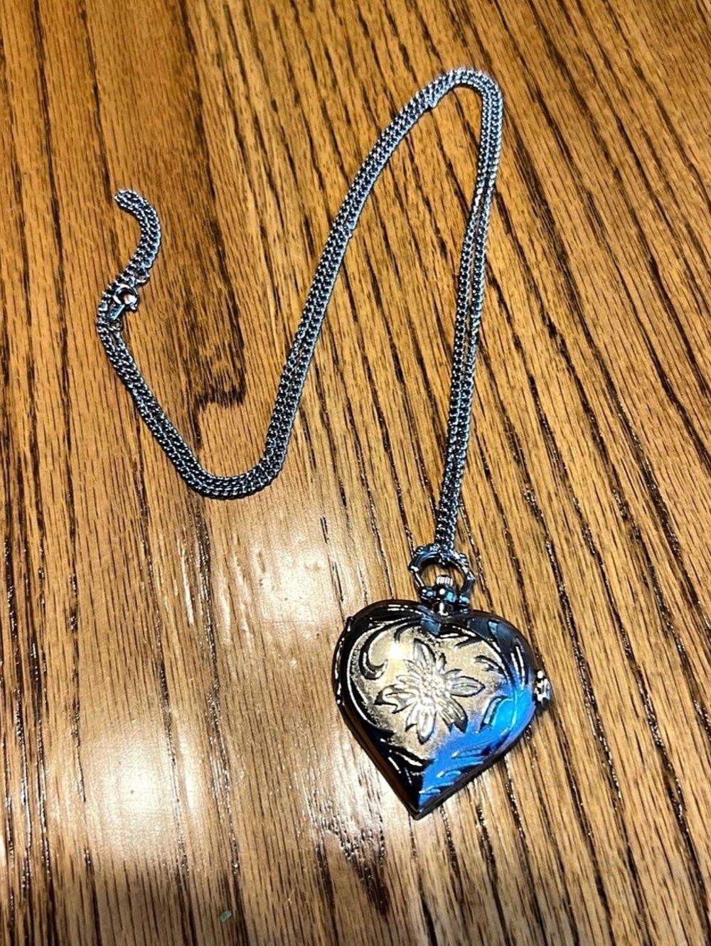 Heart Pendant Quartz Watch Necklace in Silver